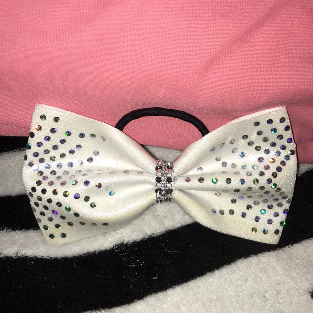 White sparkly tailless cheer bow
